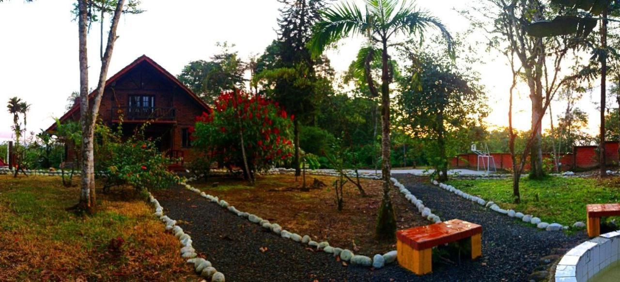 Hosteria Sapos Y Ranas Milpe Exterior photo